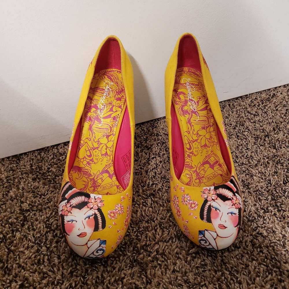 Ed Hardy Japanese Cherry Blossom Shoes in Yellow